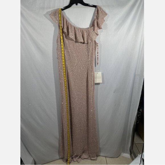 NWT $498 Mac Duggal [ 14 ] Sequined Drop Shoulder Trumpet Gown in‎ Mocha Pink - Picture 5 of 13